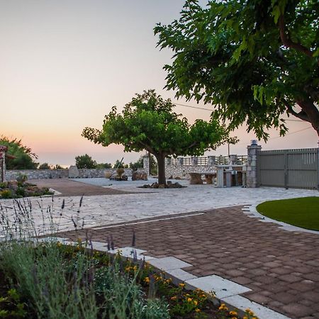 Terra Helios Suites & Studios Kyparissia Buitenkant foto