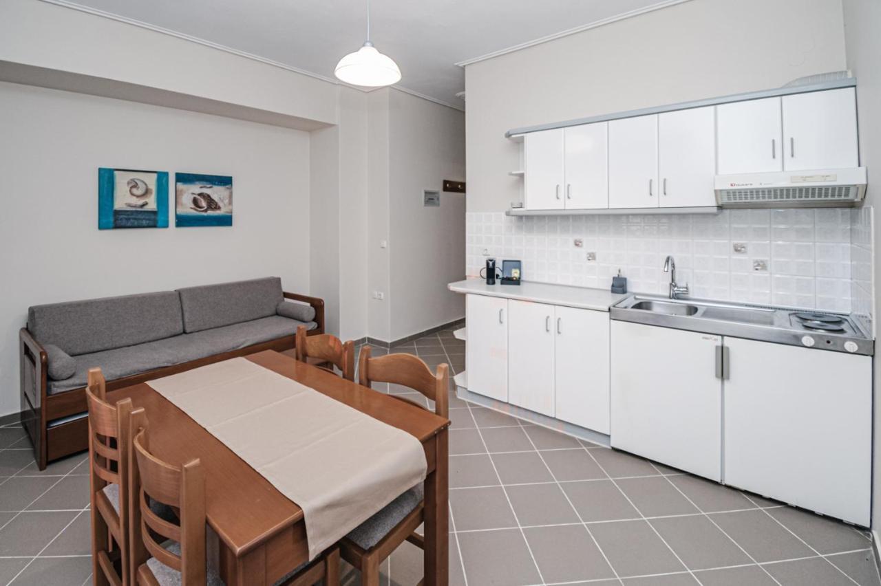 Terra Helios Suites & Studios Kyparissia Kamer foto
