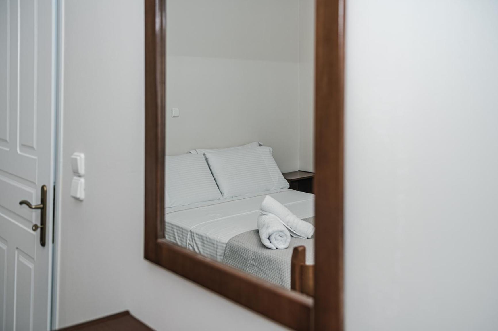 Terra Helios Suites & Studios Kyparissia Kamer foto