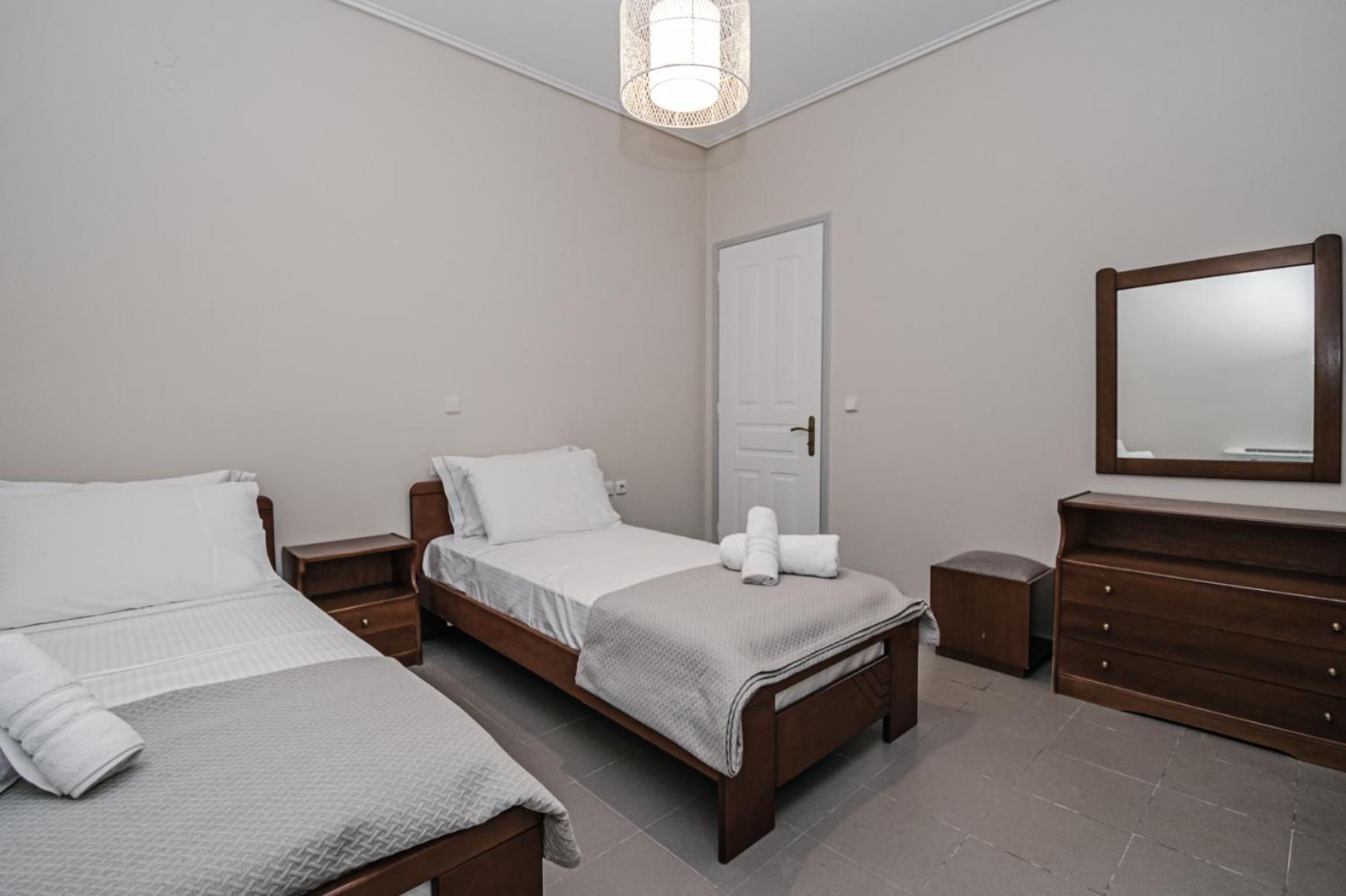 Terra Helios Suites & Studios Kyparissia Kamer foto