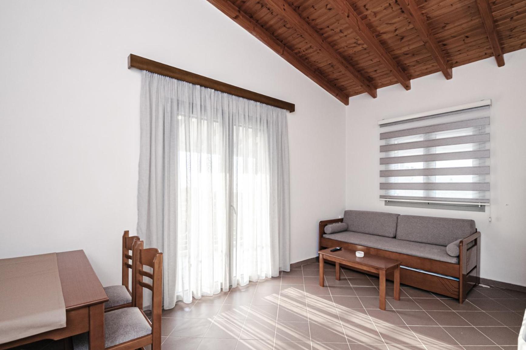 Terra Helios Suites & Studios Kyparissia Kamer foto