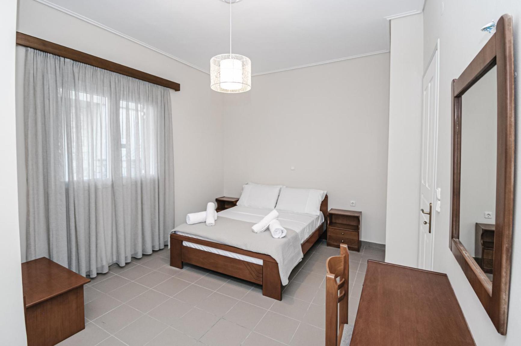 Terra Helios Suites & Studios Kyparissia Kamer foto